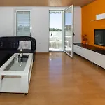 Apartment Vucic Makarska