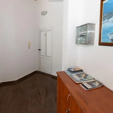 Vucic Apartment Makarska
