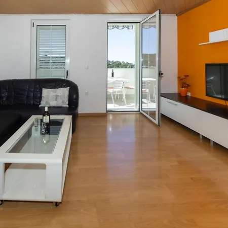 Apartment Vucic Makarska
