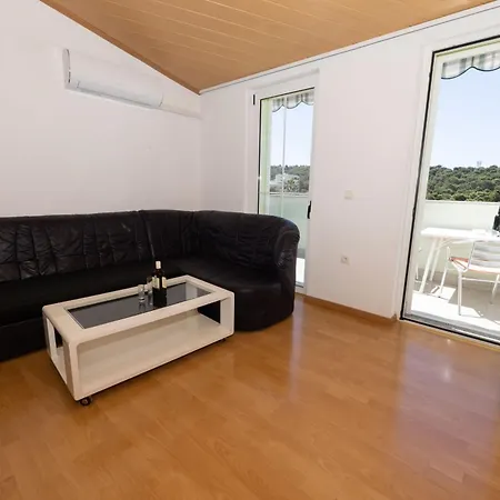Vucic Apartment *