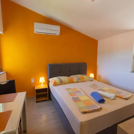 Apartment Vucic Makarska