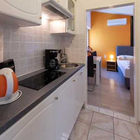 Vucic Apartment