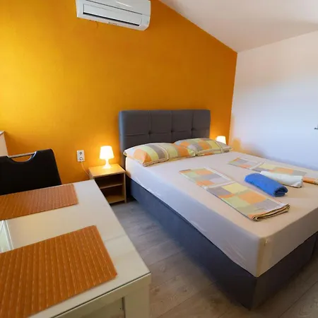 Apartment Vucic Makarska
