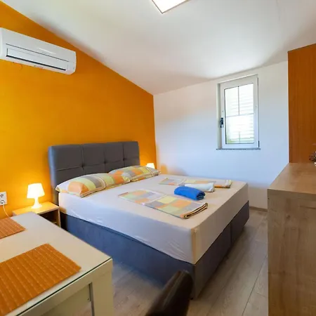 Vucic Apartment *